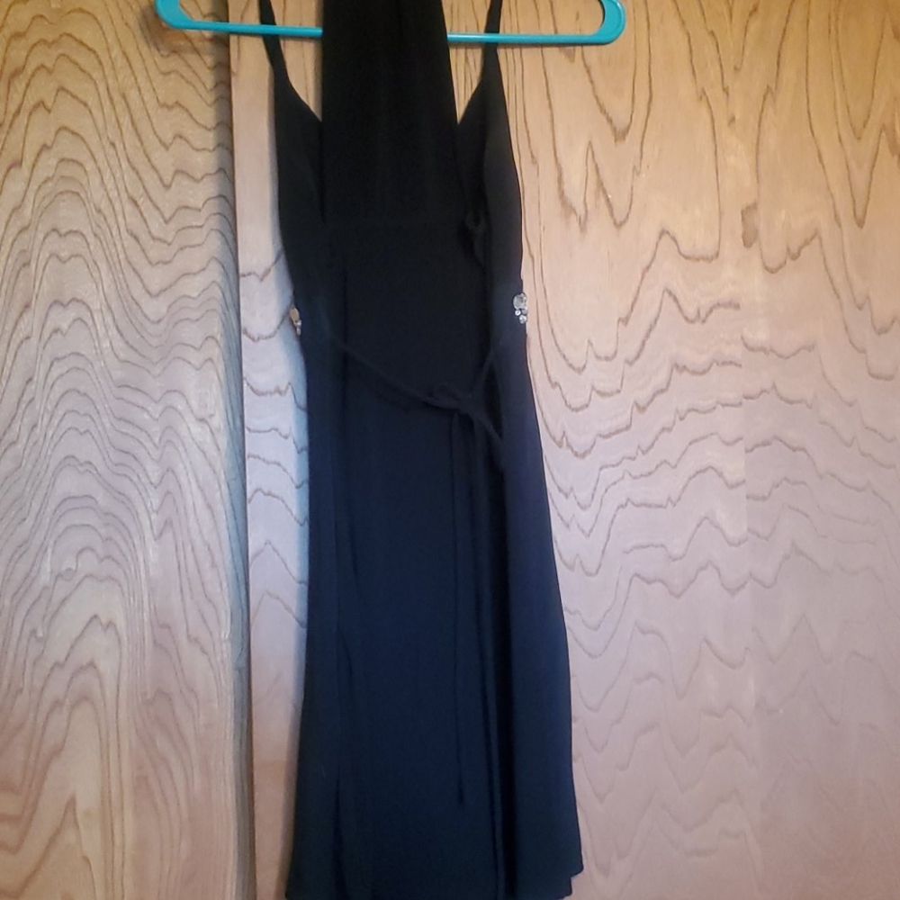 Dress - Picture 3 of 4